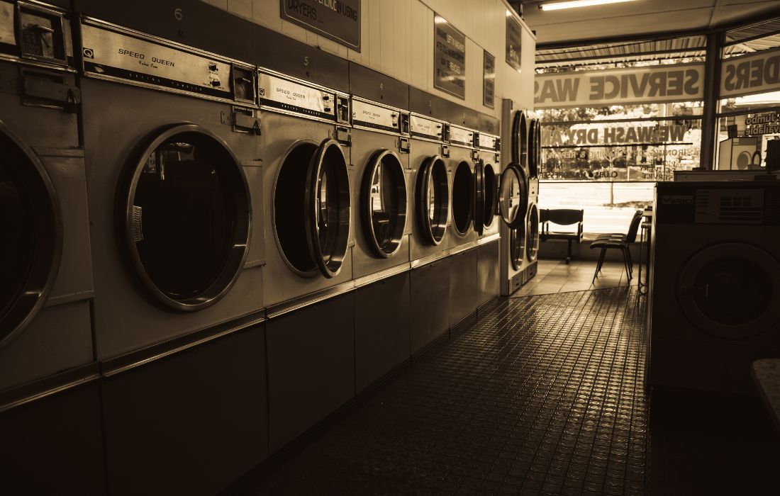 Maximize Savings: Top Tips for Laundry Equipment Liquidation