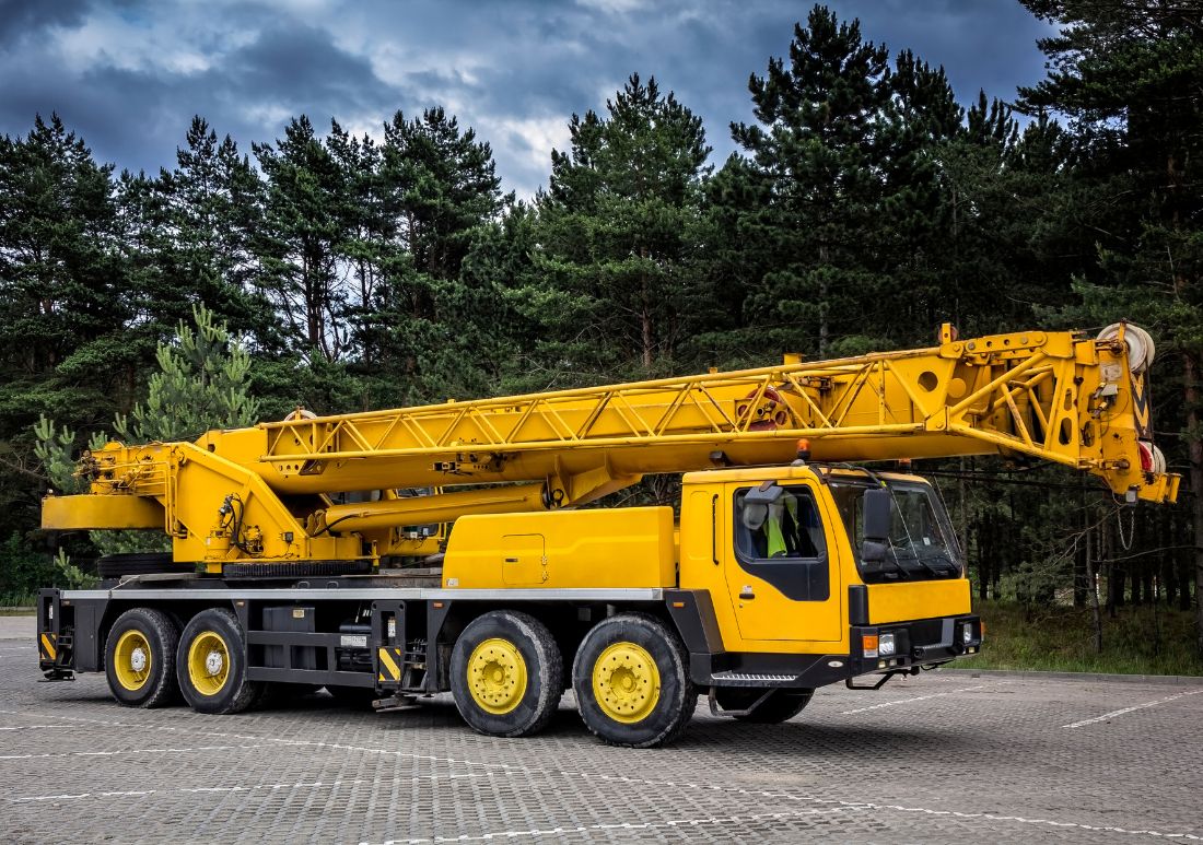 flatbed truck with crane rental